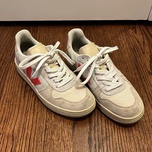 Veja tennis shoes with a neon pink V!